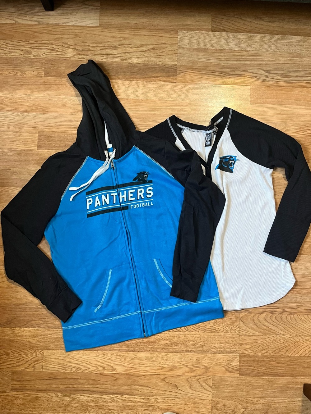 Women’s Carolina Panthers Shirt Bundle